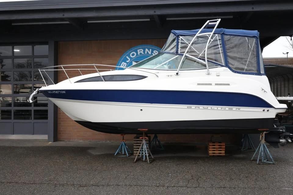 2007 Bayliner 245 cruiser 245 SB