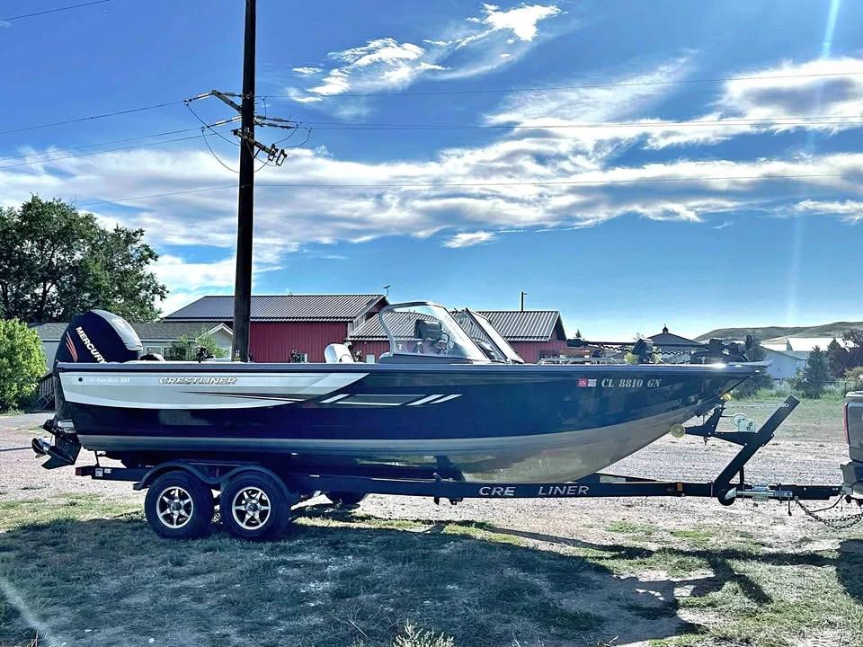 2014 Crestliner 2150 SST