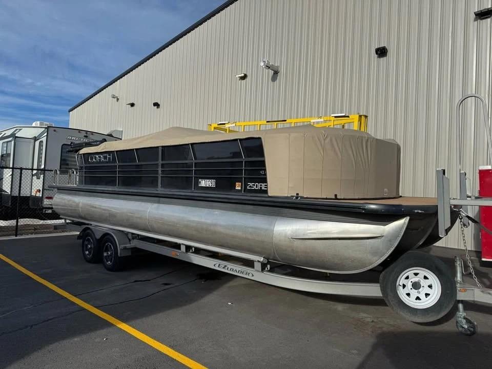2018 Coach 250 RE