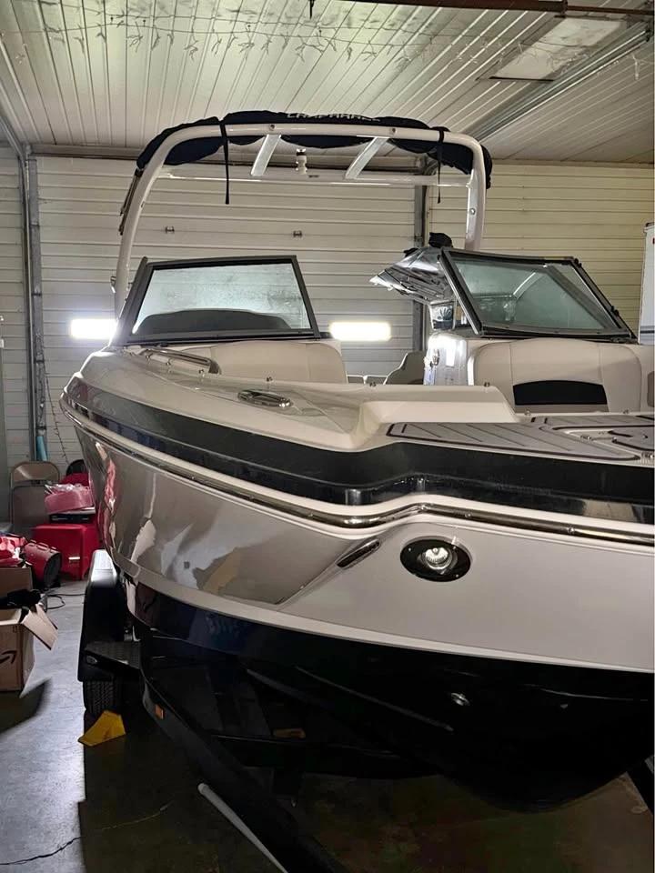 2015 Chaparral Sunesta