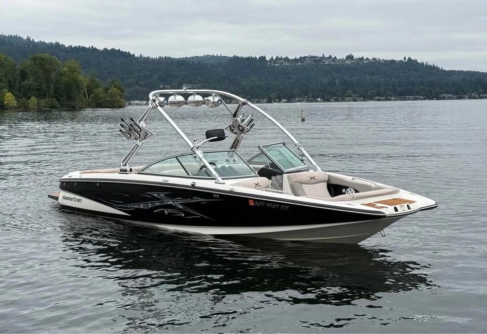 2014 Mastercraft X45 Monster Surf Wave