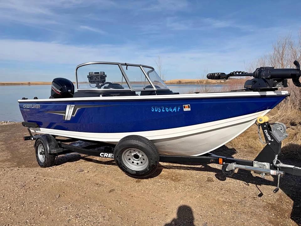 2022 Crestliner 1700 Vision