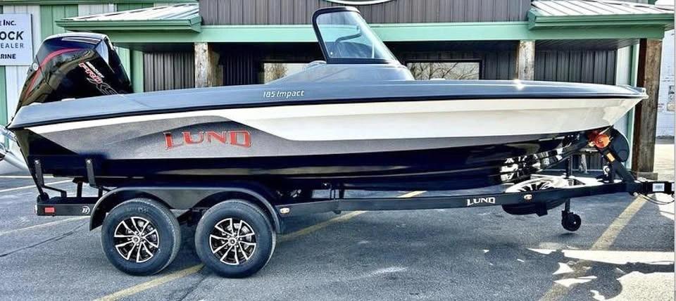 2018 Tracker Targa V-19