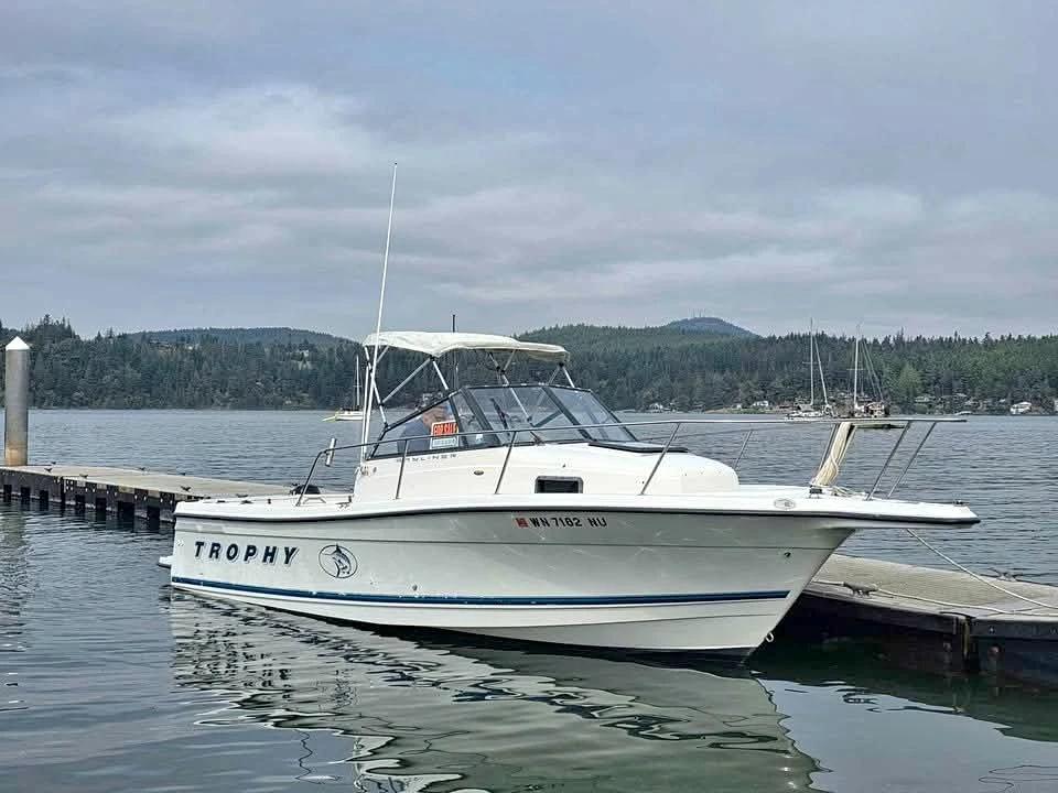 1999 Trophy 2352fv 2352 WA