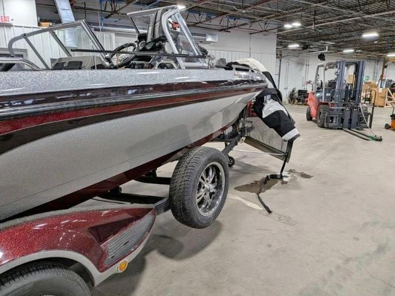 2016 Ranger 621FS