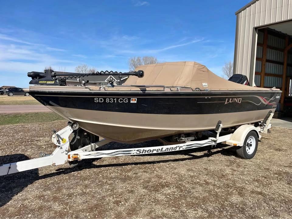 2000 Lund 1800 Fisherman