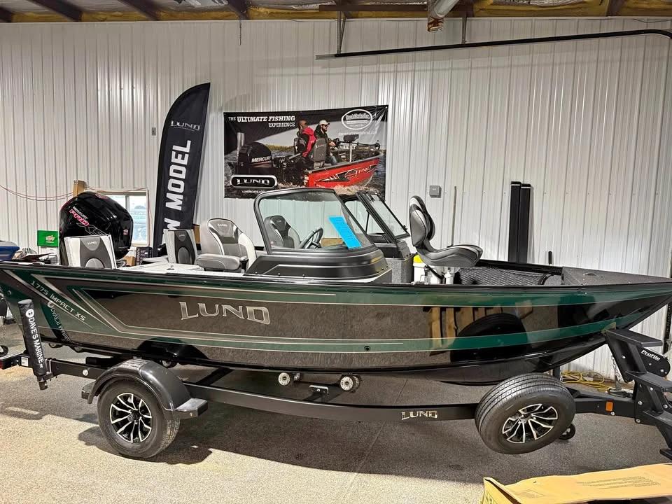 2025 Lund 1775 Impact XS