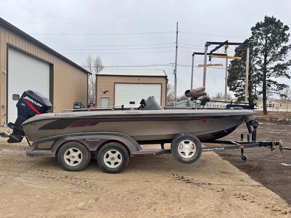 2001 Ranger 619 VS