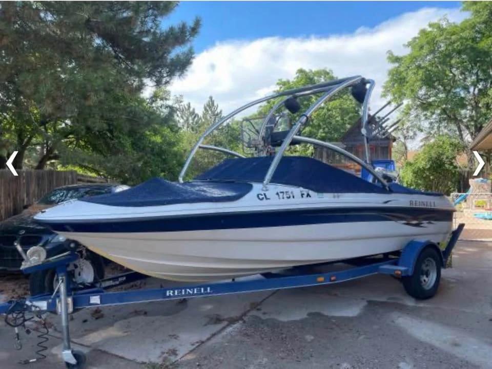2003 Reinell Boat