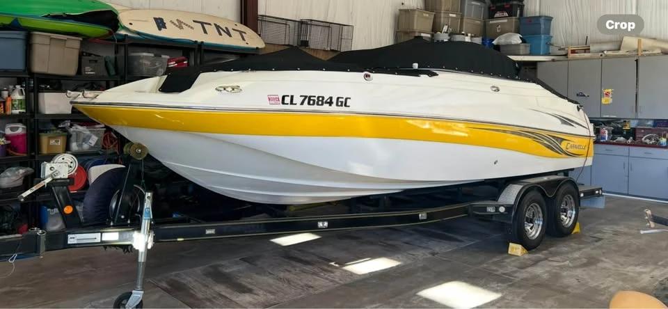 2008 Caravelle 218 Deck Boat