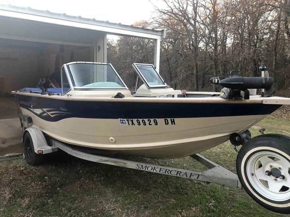 2005 Smoker Craft 1660 Stiletto