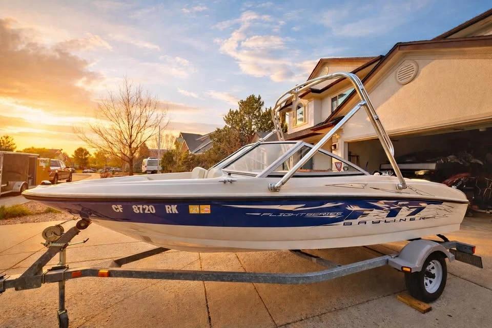 2007 Bayliner F17