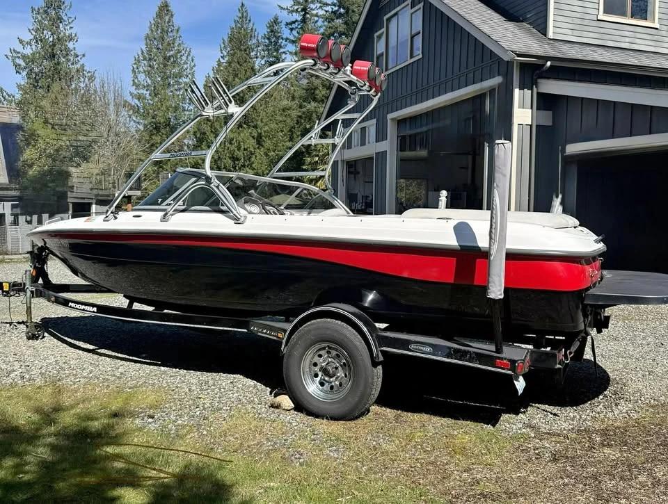 2007 Moomba outback v