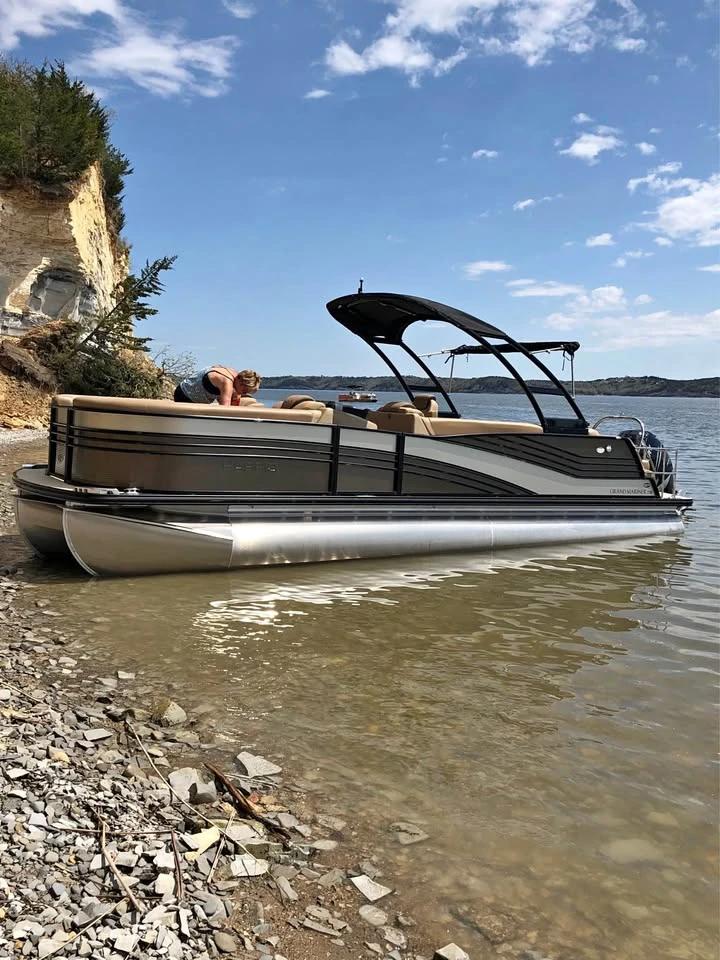 2019 Harris Grand Mariner