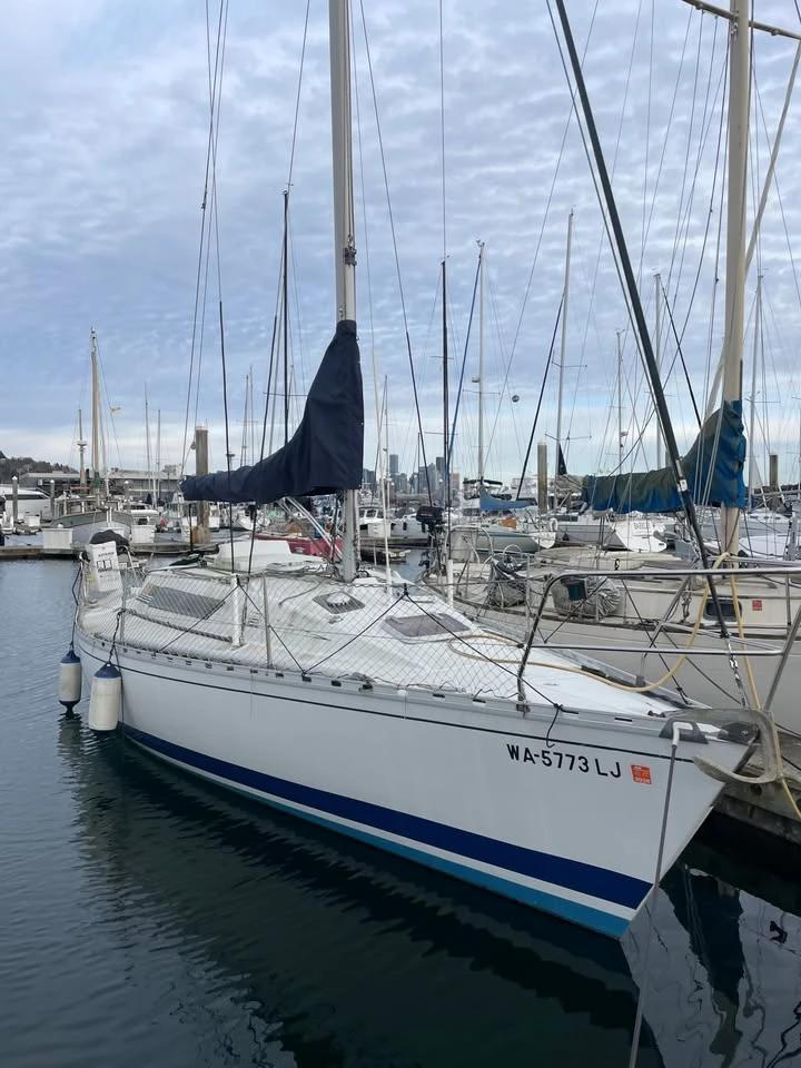1984 1984 Beneteau first 30e First 30E