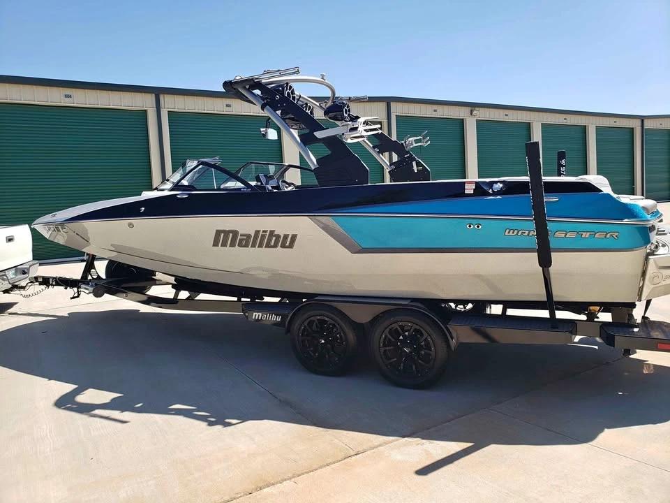 2018 Malibu 24MXZ