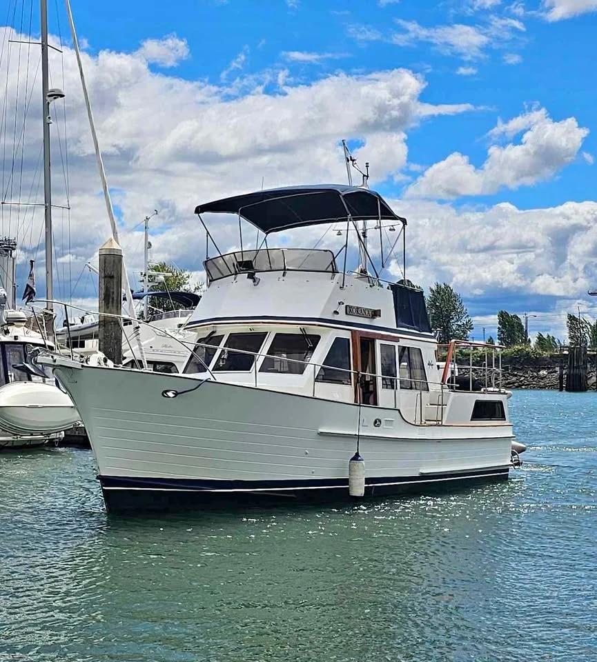 1995 36' Island Gypsy Flush Deck Aft cabin 36 Aft Cabin