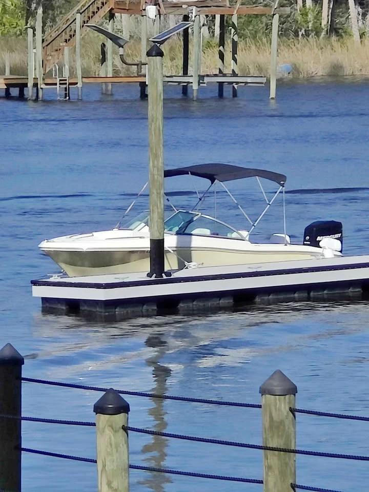2006 Pioneer Venture 197 (Dual Console)