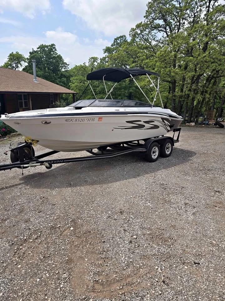 2008 Four Winns 210SS