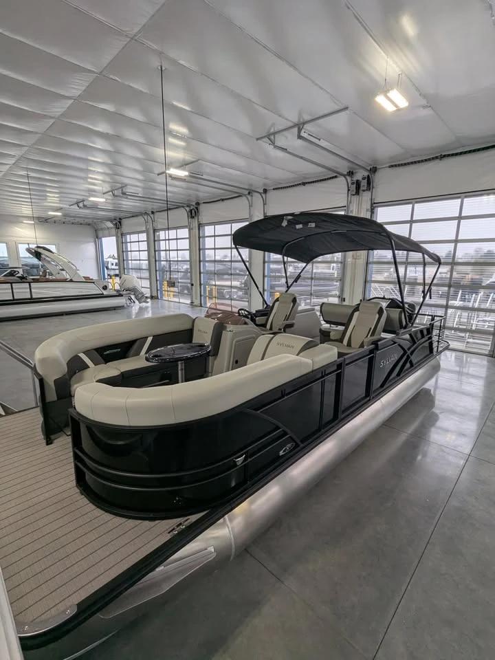 2026 Sylvan mirage x5 clz dh luxury tritoon