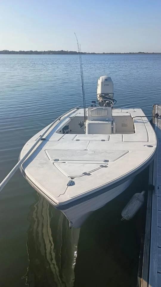 1998 Hewes Bayfisher