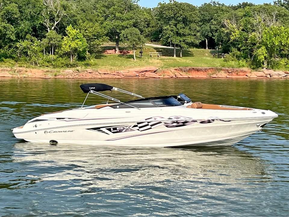 2024 Crownline 240SS