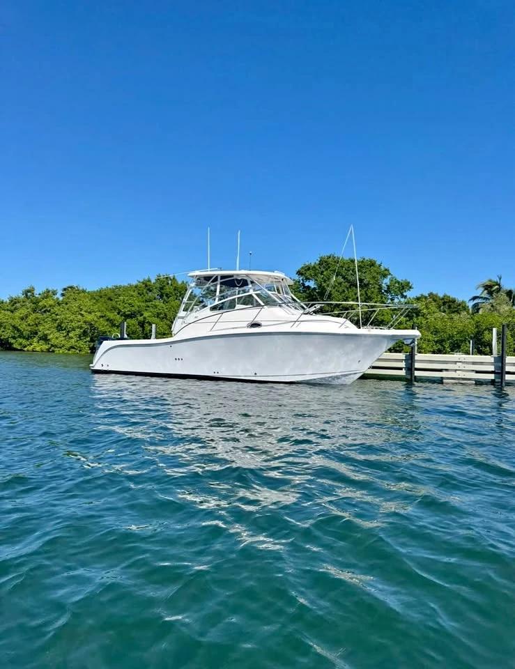 2008 Pro-Line 32 Express Walkaround / Cuddy Cabin