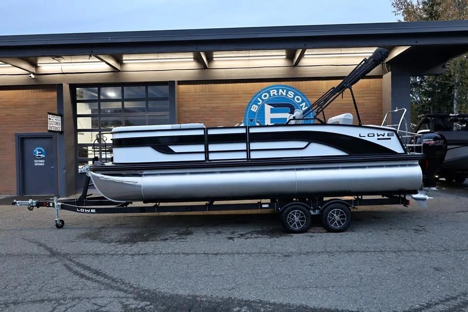2026 Lowe ss 230 cl tl