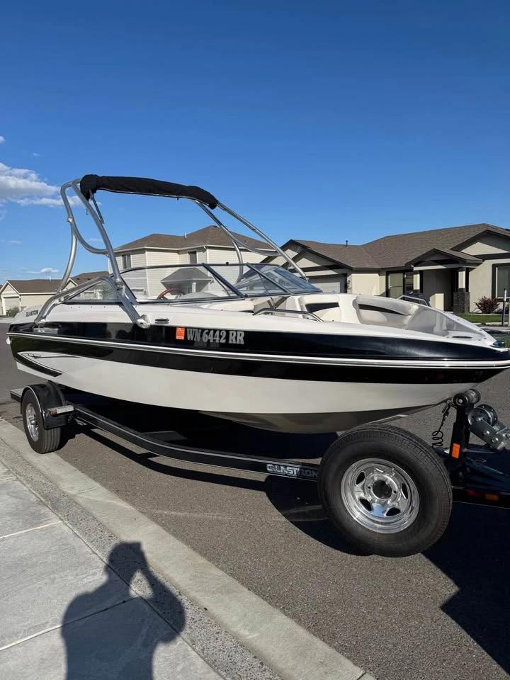 2011 Glastron gt-205 GT 205