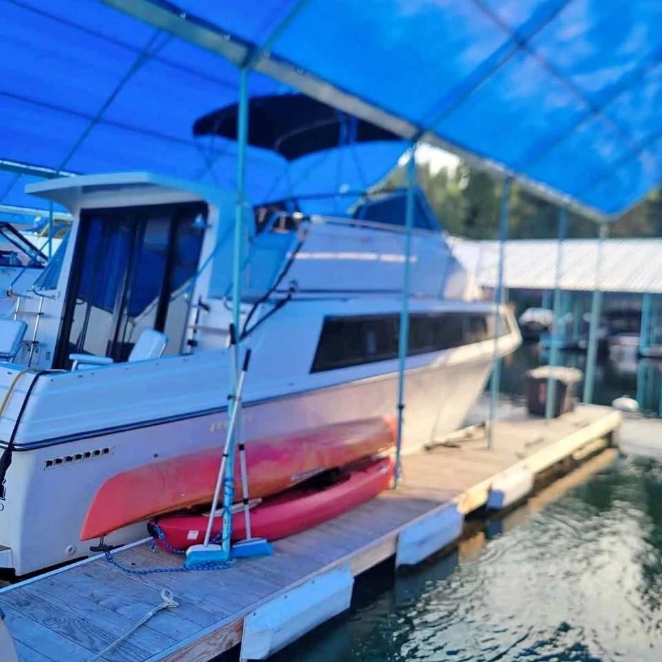 1987 carver yacht 3207 Aft Cabin
