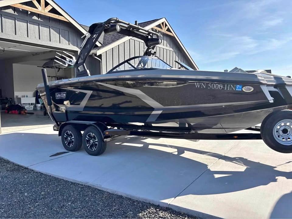 2022 Heyday WT-2 Wake Boat WT-2DC