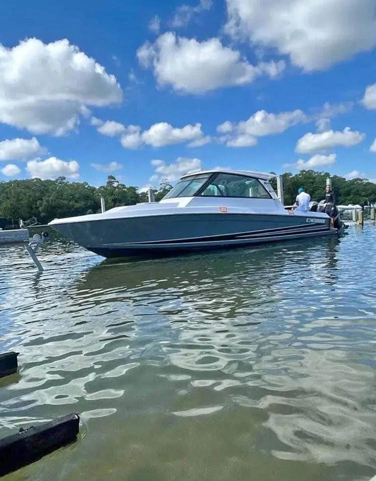 2007 Contender 35