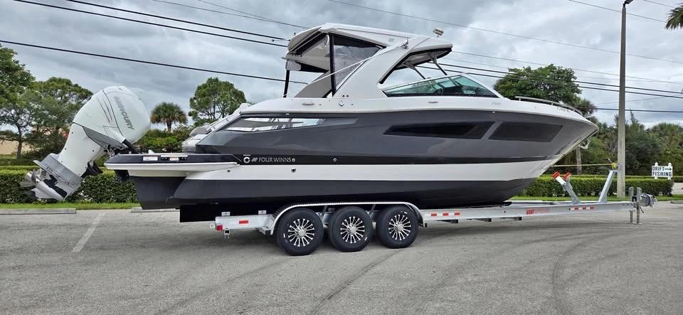 2019 Four Winns Horizon 350 OB (Outboard)