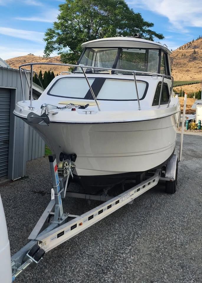 2001 2001 Bayliner 2452 express 160 Pro Camp