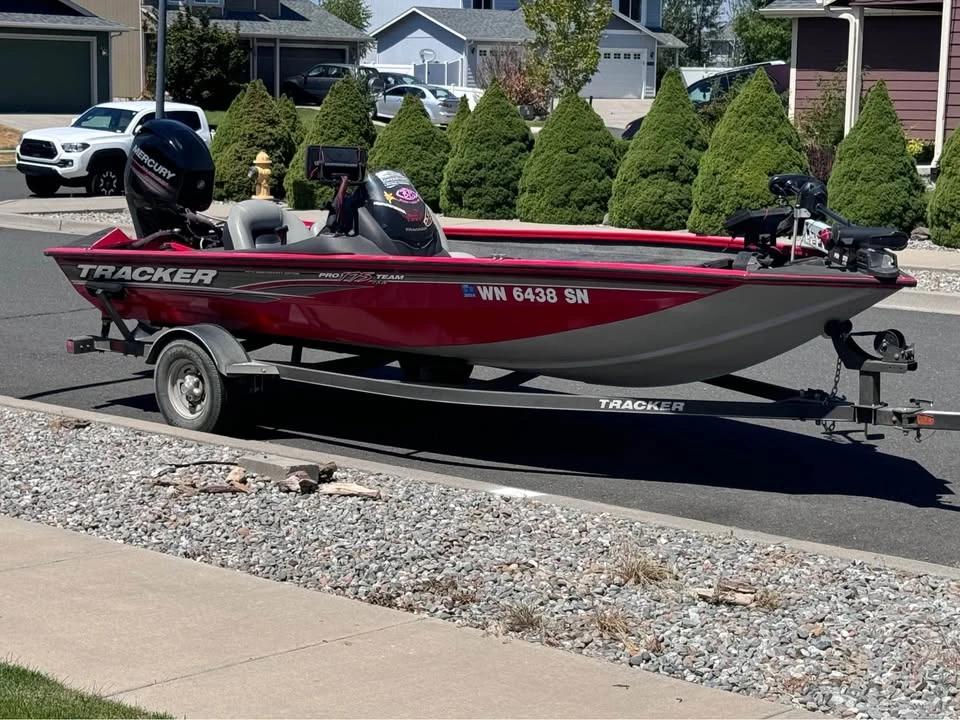 2018 Tracker txw175 ZX250