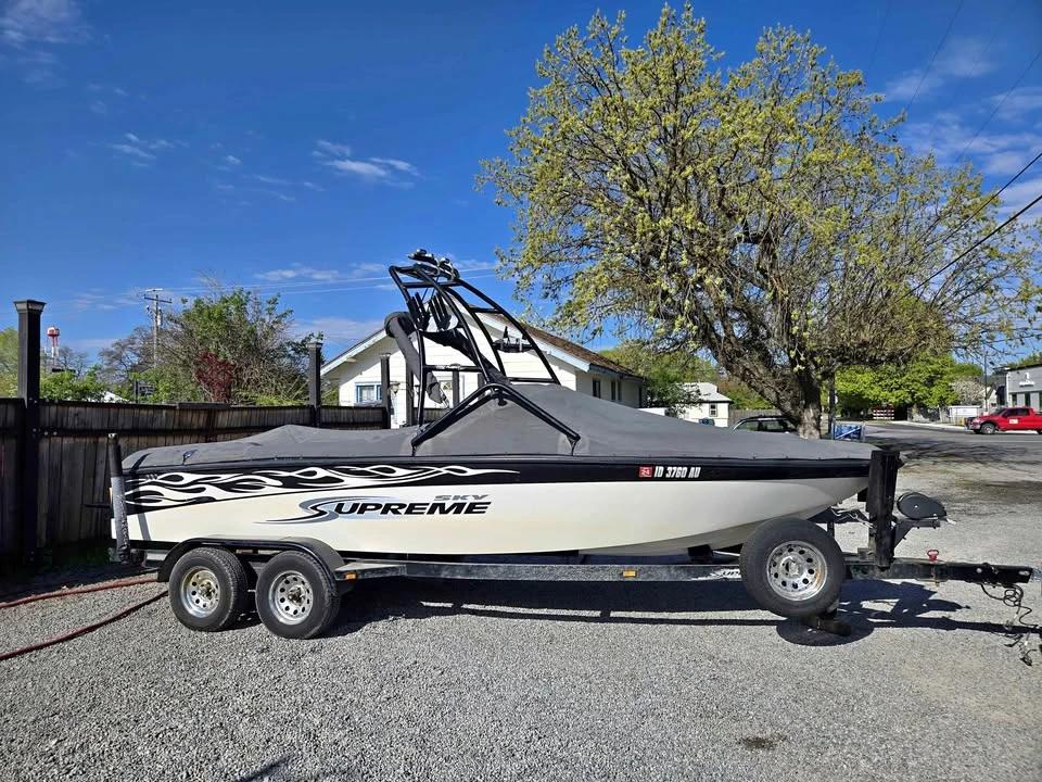 2005 Ski Supreme v 220 sp V-220 Sky / SP