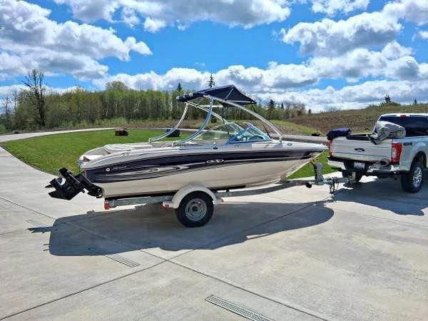 2005 Searay 18.5' Ski/family boat 180 Sport