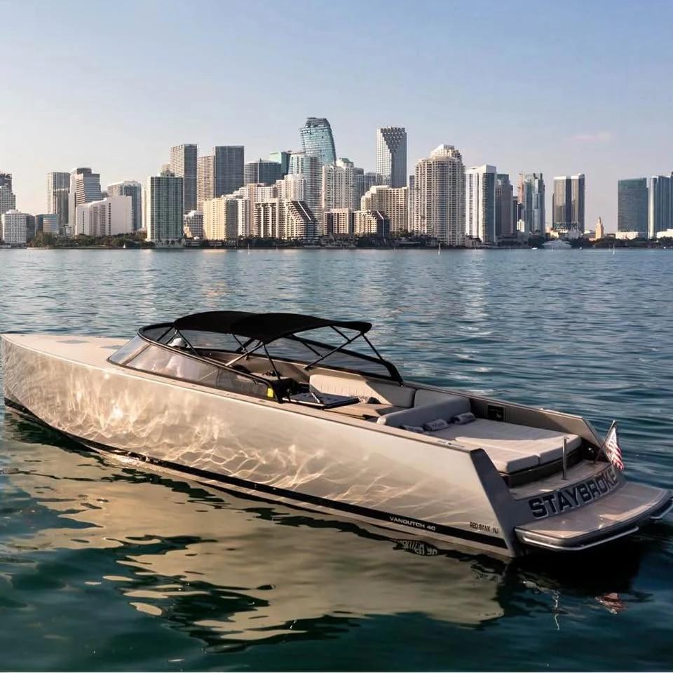 2014 VanDutch 40