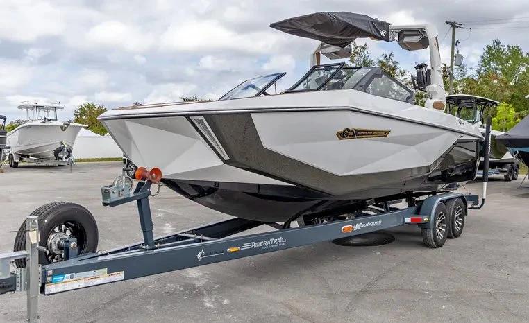 2025 Nautique G23 Centennial Edition