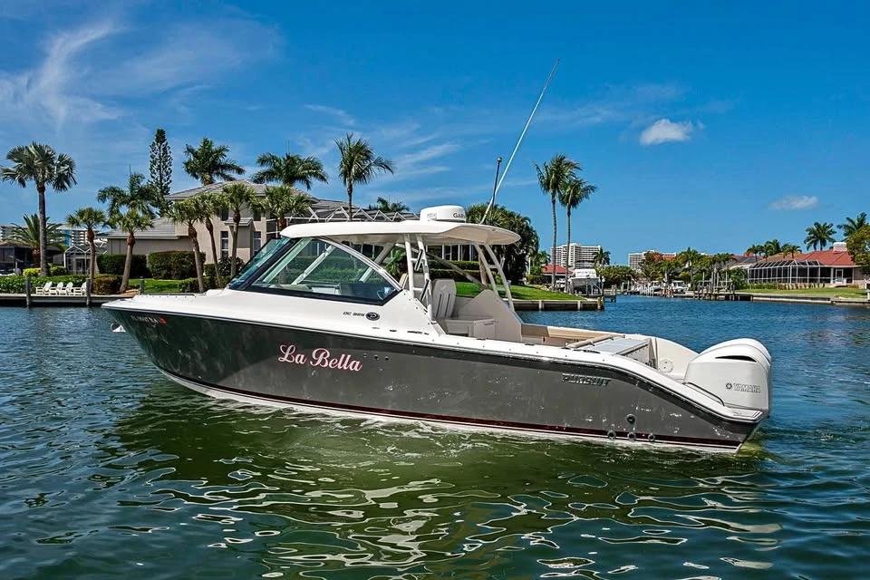 2016 Pursuit DC 325 (Dual Console)