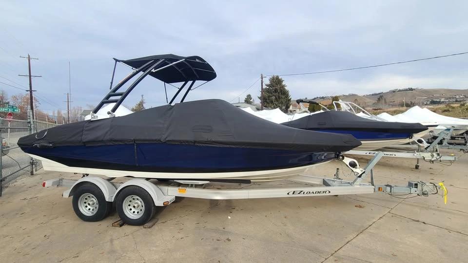 2019 Crownline 215 sport series 215 SS