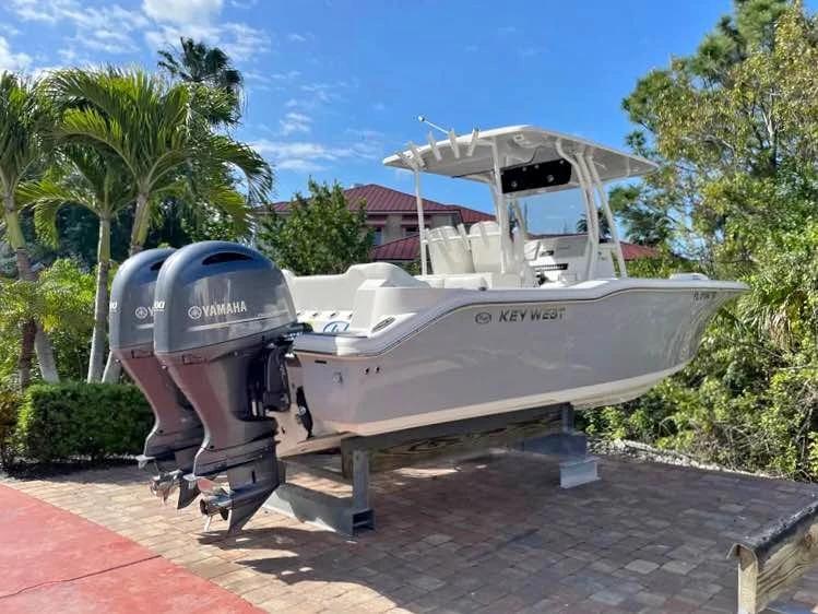 2023 Key West 263 FS (Family Sports)
