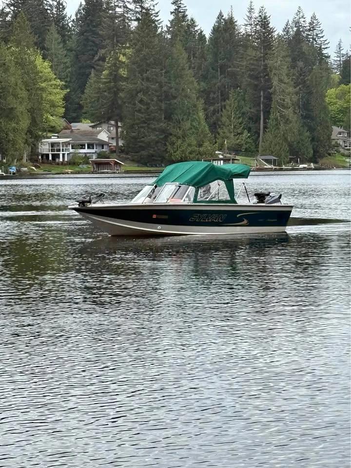 2001 Sylvan 19ft Fish n Ski V196 Sport