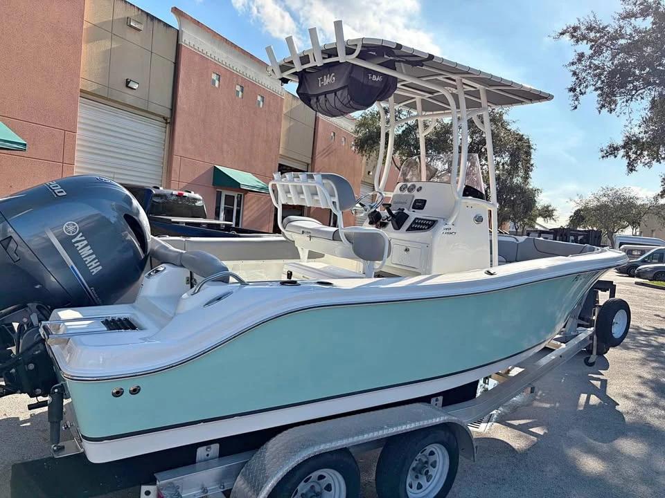 2026 NauticStar 2103 Legacy