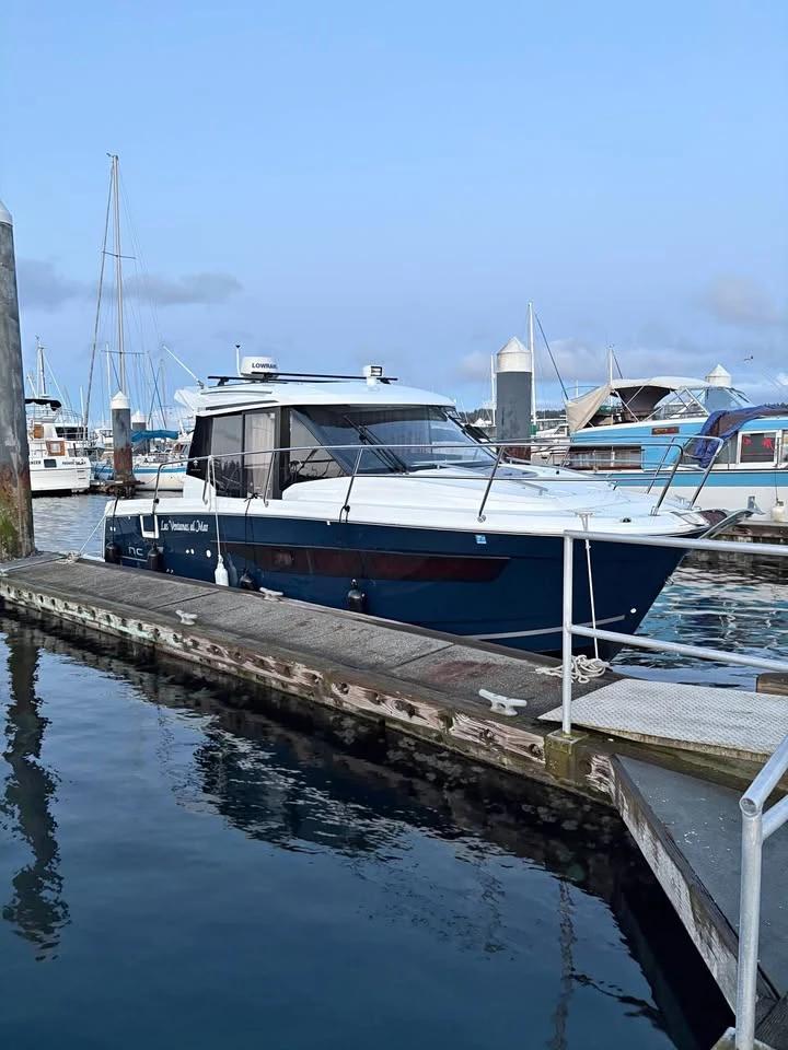 2019 Jeanneau 895 for sale F200 XCA