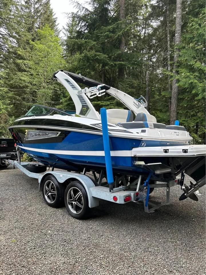 2018 Regal 2300rx surf 2300 RX Surf
