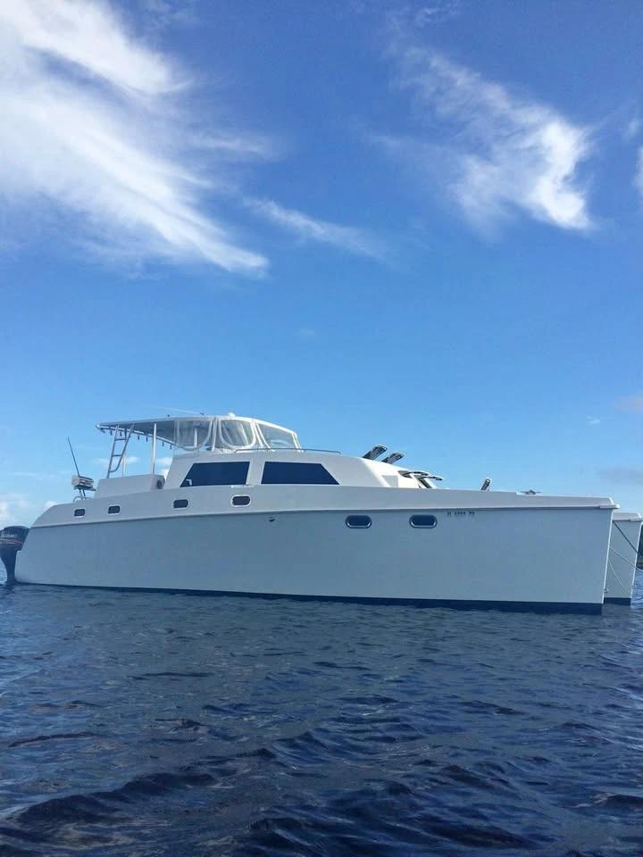 2014 Endeavor (Custom by Native Yachts) 44’ Custom