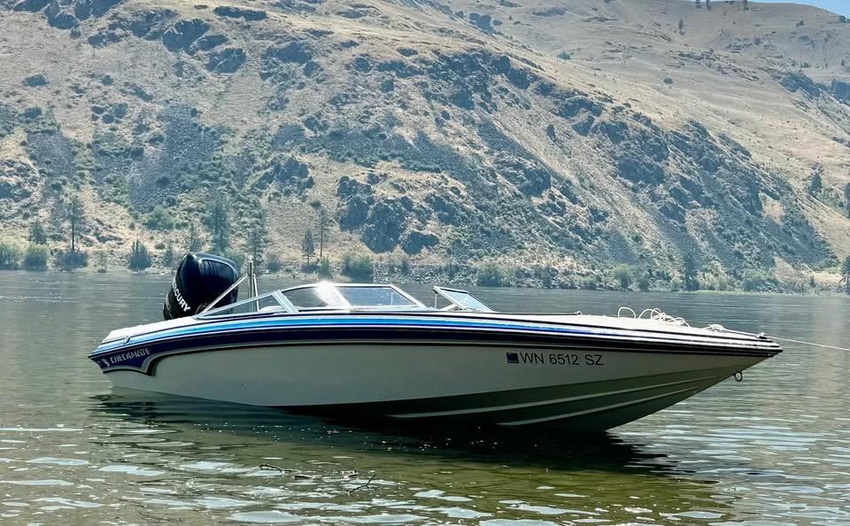 2008 Checkmate pulsare 2100 brx Pulsare 2100 BRX