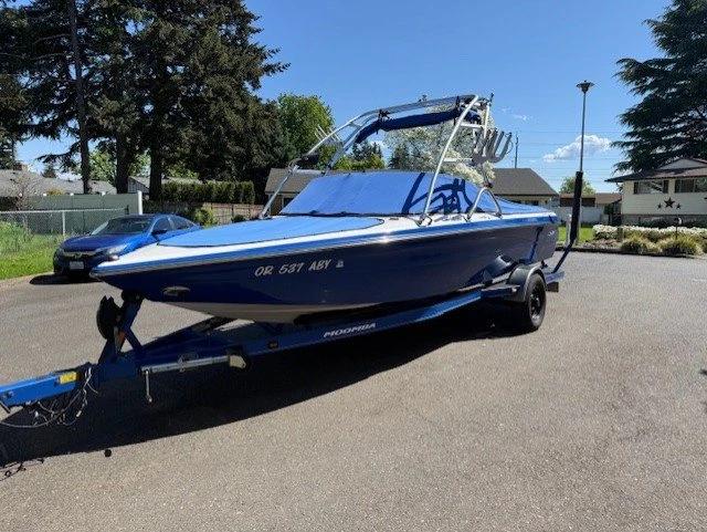 2005 Moomba LSV