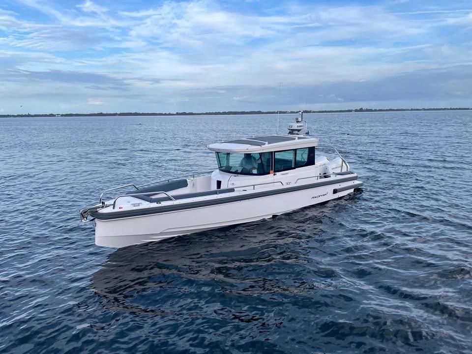 2022 Axopar Boats 28 Cabin